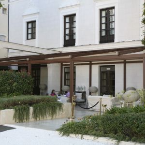 Nian pergola on the hotel terrace